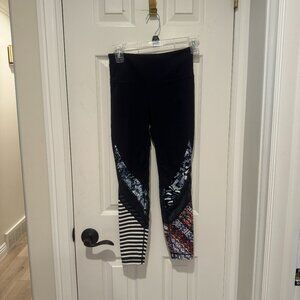 Atheta Navy Leggings with Pattern on Legs  Size XS
